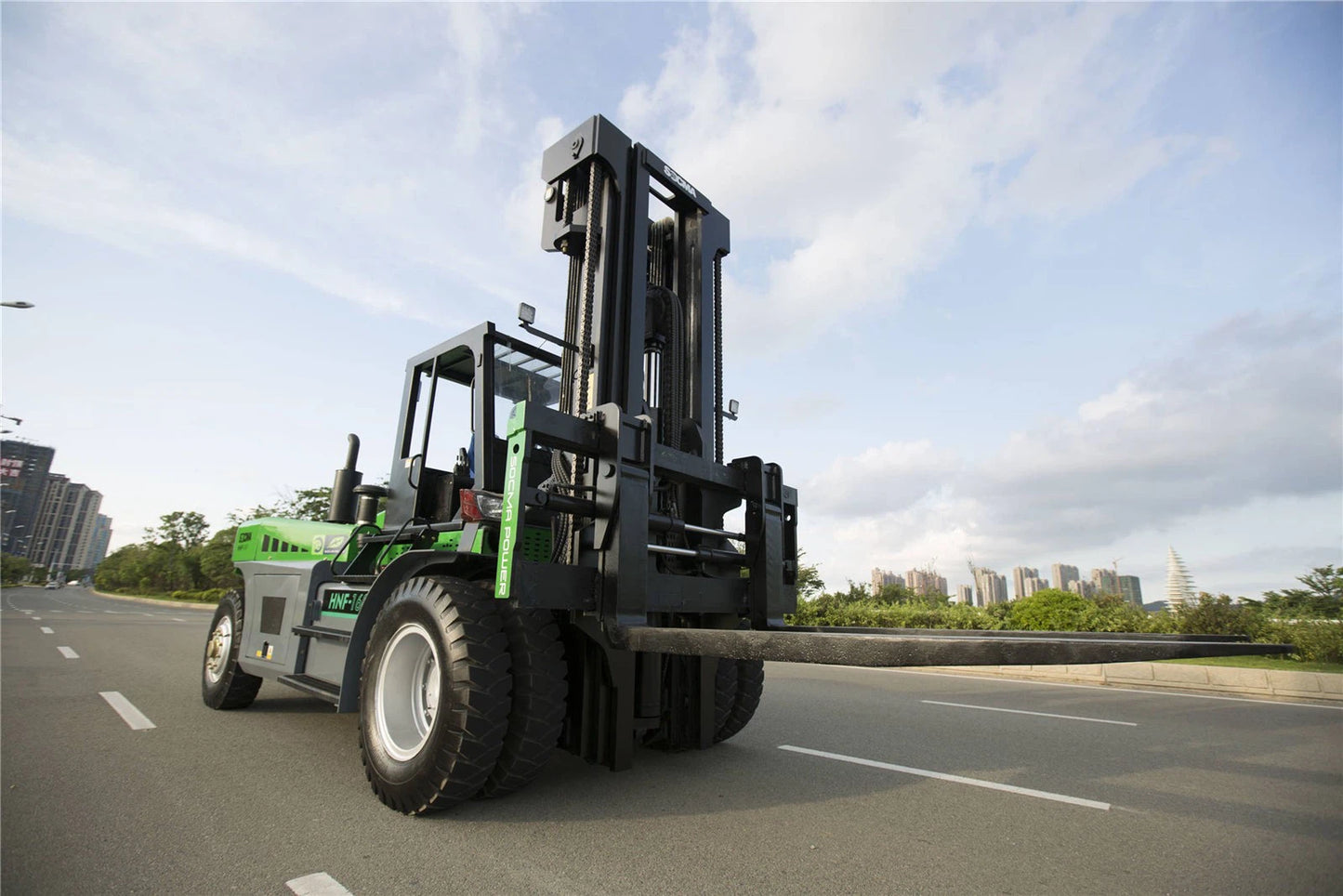 SOCMA 18 Ton Forklift HNF180-900-B/C
