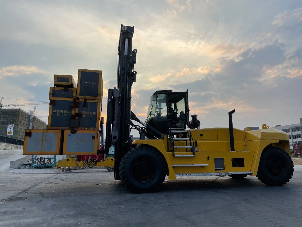 SOCMA 42 Ton Forklift HNF420-1250-A