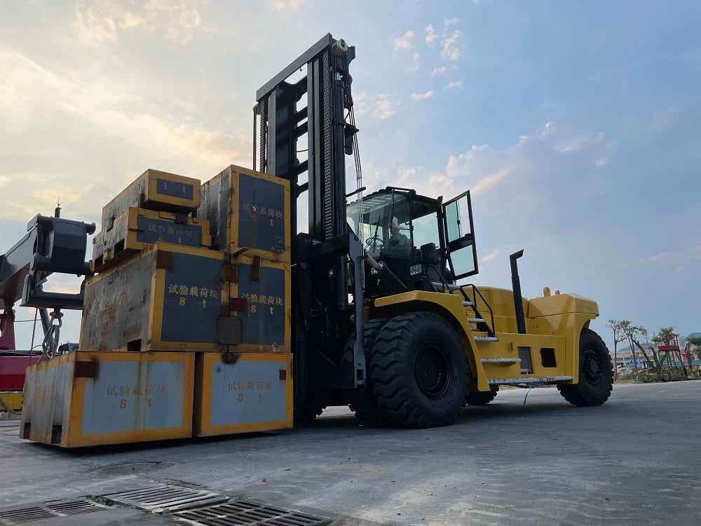 SOCMA 42 Ton Forklift HNF420-1250-A