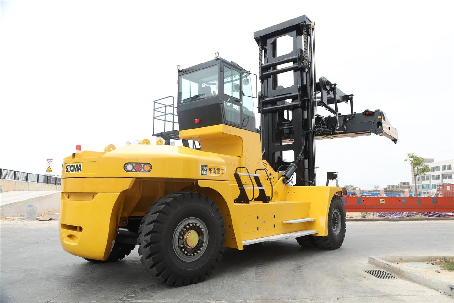SOCMA 45 Ton Forklift HNF450-1250-A