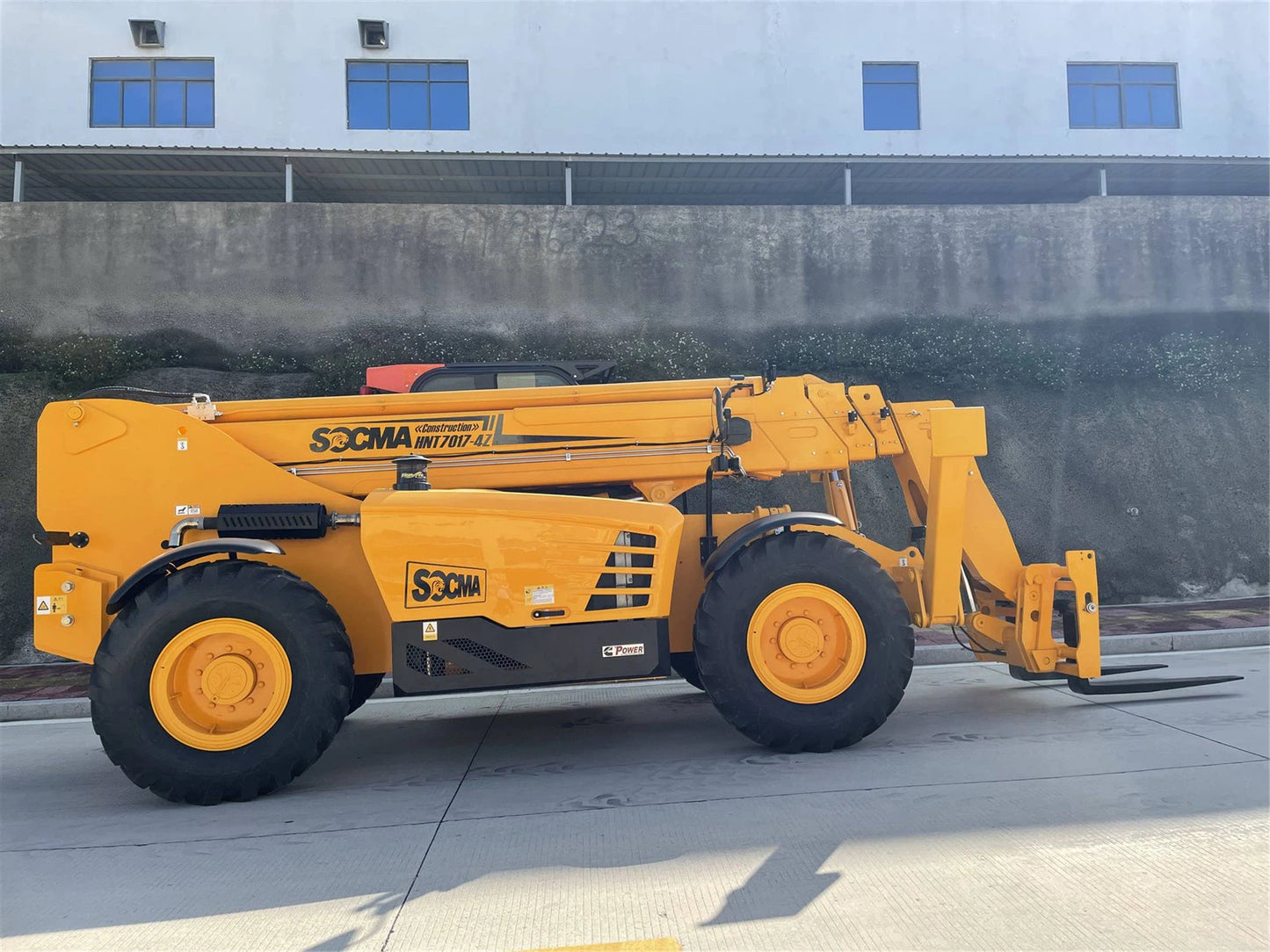 SOCMA 7 Ton 17 Meter Telescopic Forklift HNT7017-4Z