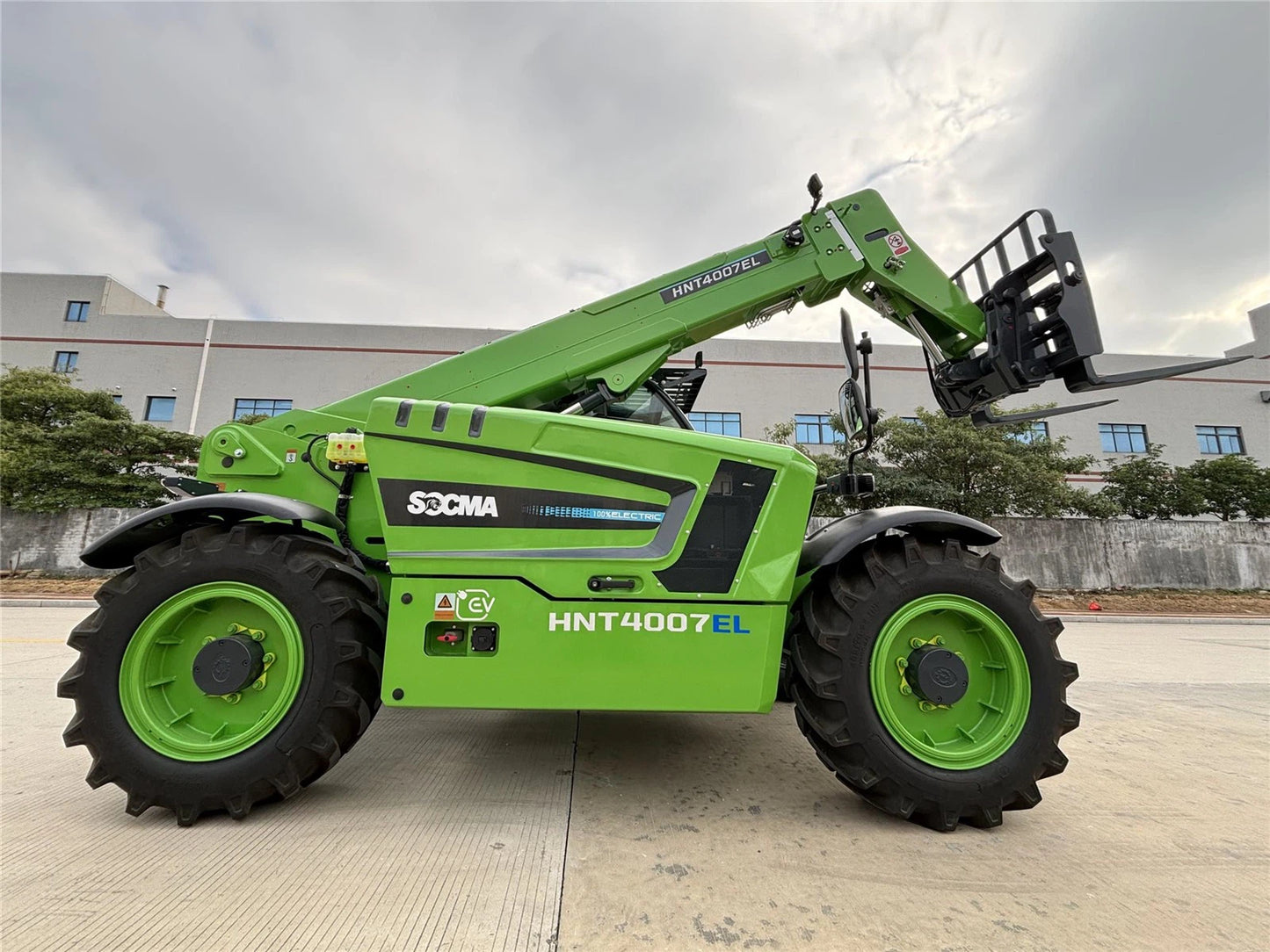 SOCMA 4 Ton 7 Meter Telescopic Forklift HNT4007-EL