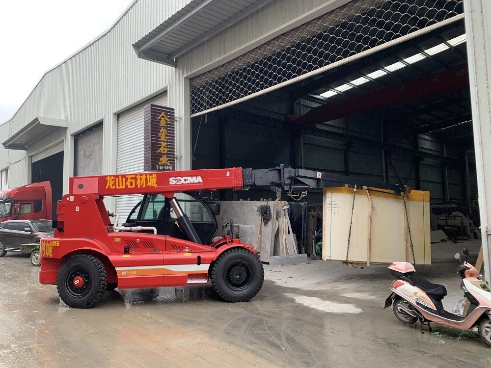 SOCMA 11Ton Telescopic Forklift HNT110